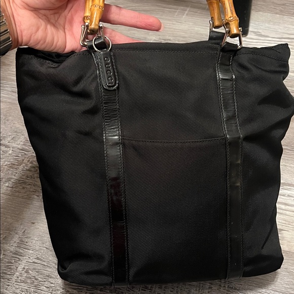 Authentic pre loved Gucci tote nylon with bottom leather - Picture 12 of 14